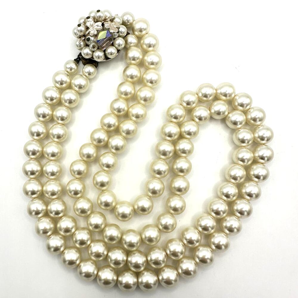 Vintage 2 double strand white lucite pearls beads beaded AB glass clasp necklace